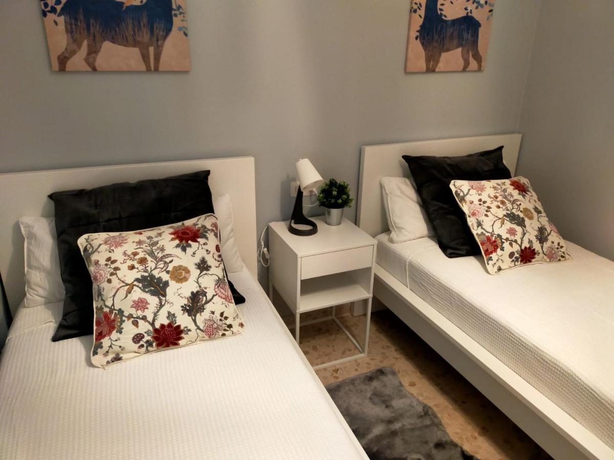 Bastinazo Alohadream - Premium - La Mejor Ubicacion Con Aire Acondicionado, Insonorizacion, Terraza Y Equipamiento En El Puerto De Santa Maria - Grupo De Solo Menores De 25 No Aceptados Salvo Fianza Adicional Екстериор снимка